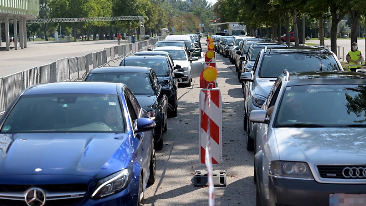 Drive-In beim Ernst-Happel-Stadion 
