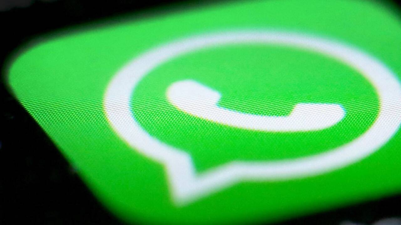 Ein Salzburger ist wegen NS-Wiederbetätigung vor Gericht. Er soll NS-Bilder und Parolen per WhatsApp verschickt haben. 