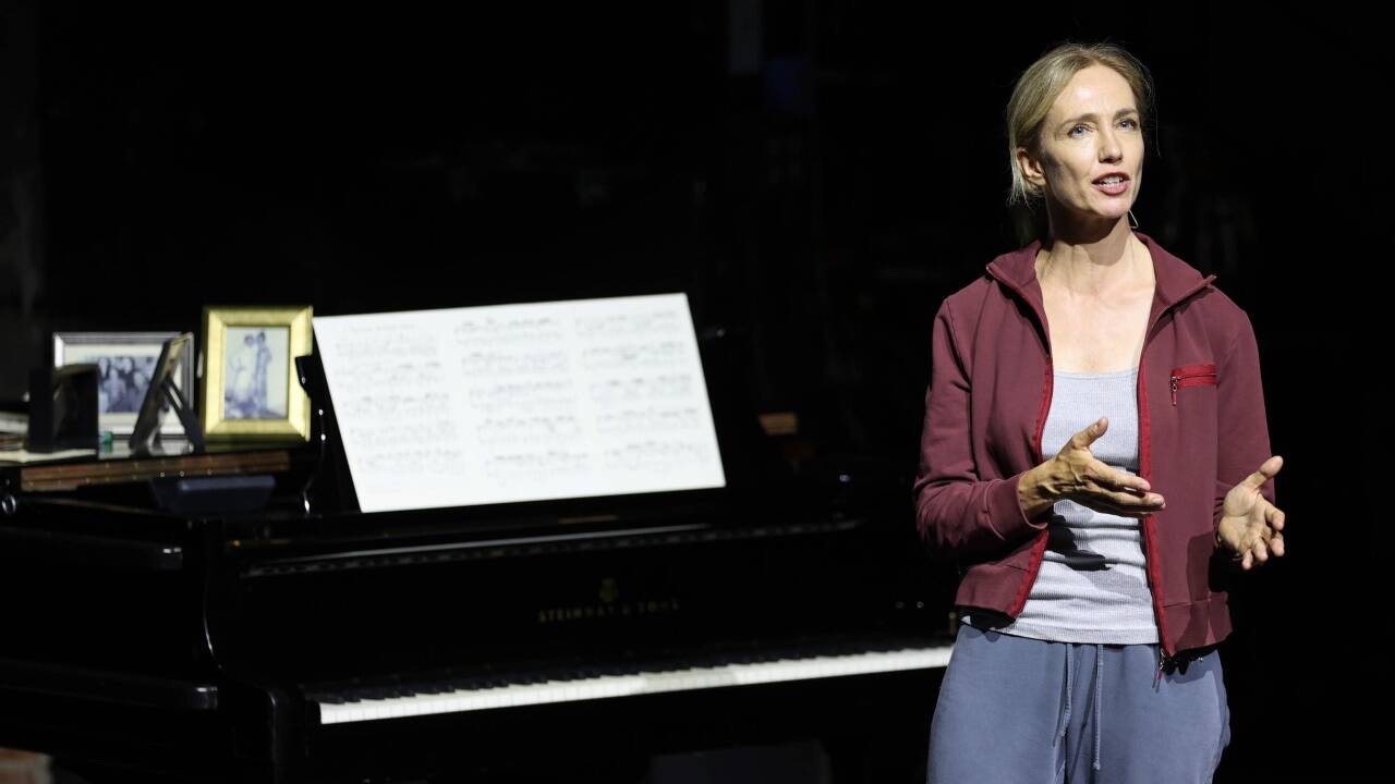 Ursina Lardi in „Everywoman“. 