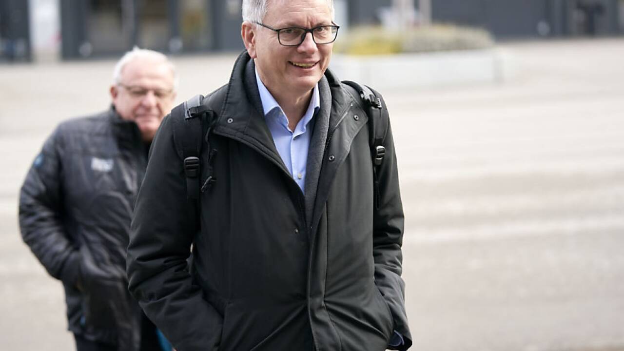 Stöger will Einsicht in AUA-Deal 