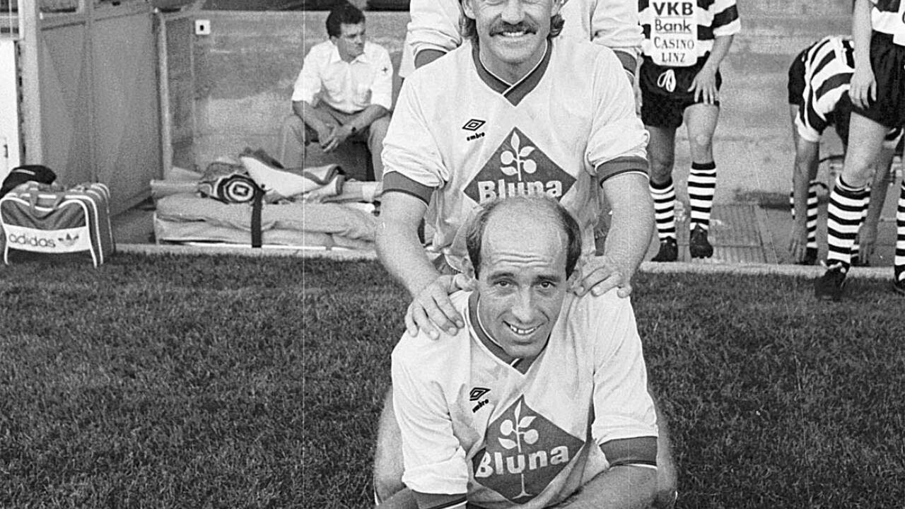 Gerhard Perlak (unten) und Walter Schachner prägten den FC Salzburg. Gerhard Perlak (unten) und Walter Schachner prägten den FC Salzburg.