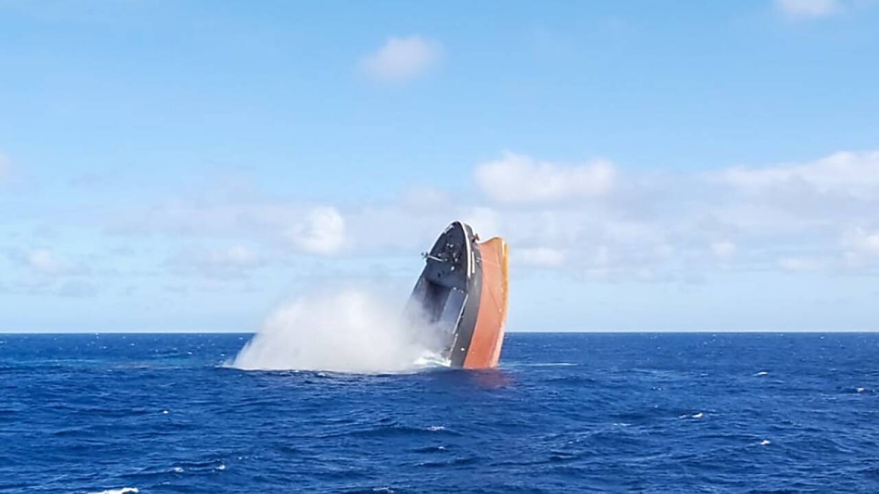 Das Wrackteil sank über 3.000 Meter tief auf den Meeresboden  Das Wrackteil sank über 3.000 Meter tief auf den Meeresboden