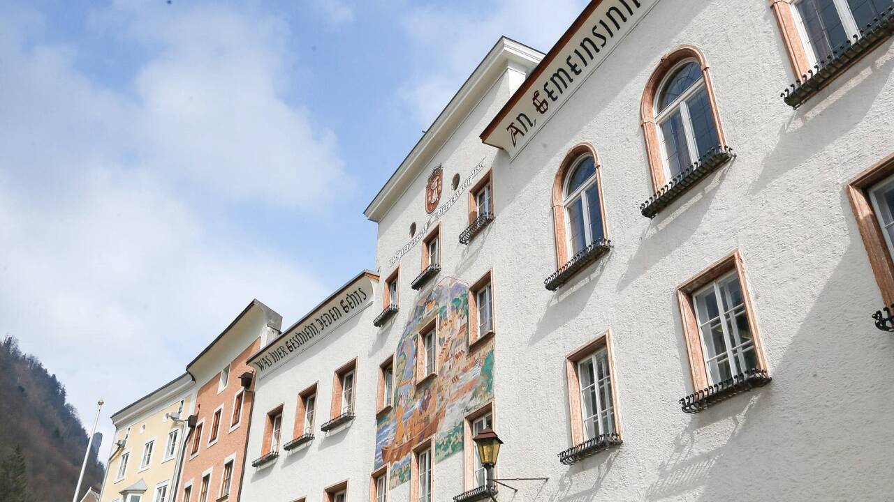 Das Halleiner Rathaus. Das Halleiner Rathaus.