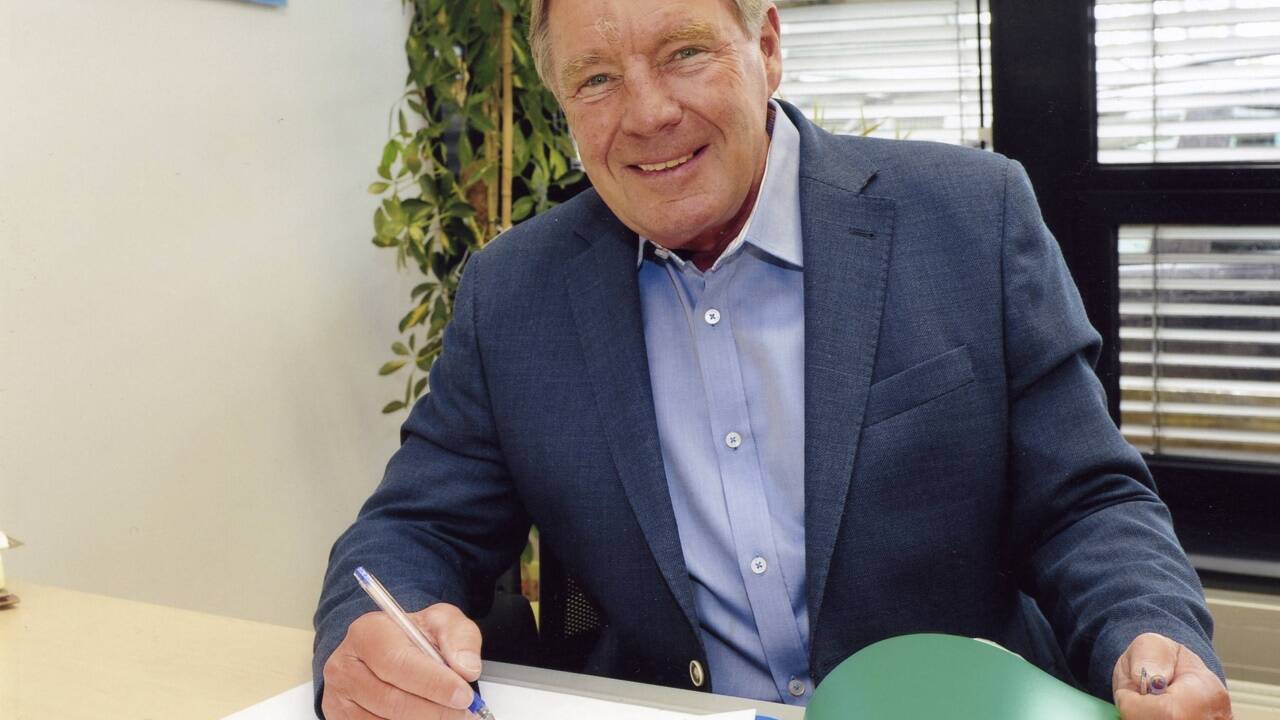 Mit bald 80 noch topfit, bestens vernetzt und stets gut informiert: Jubilar Alexander Reiner. 