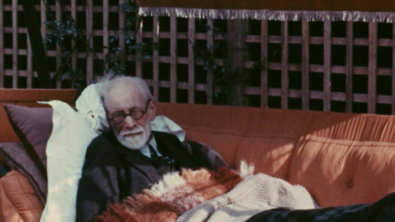 Bilder zum Film: „Sigmund Freud – Jude ohne Gott“. 