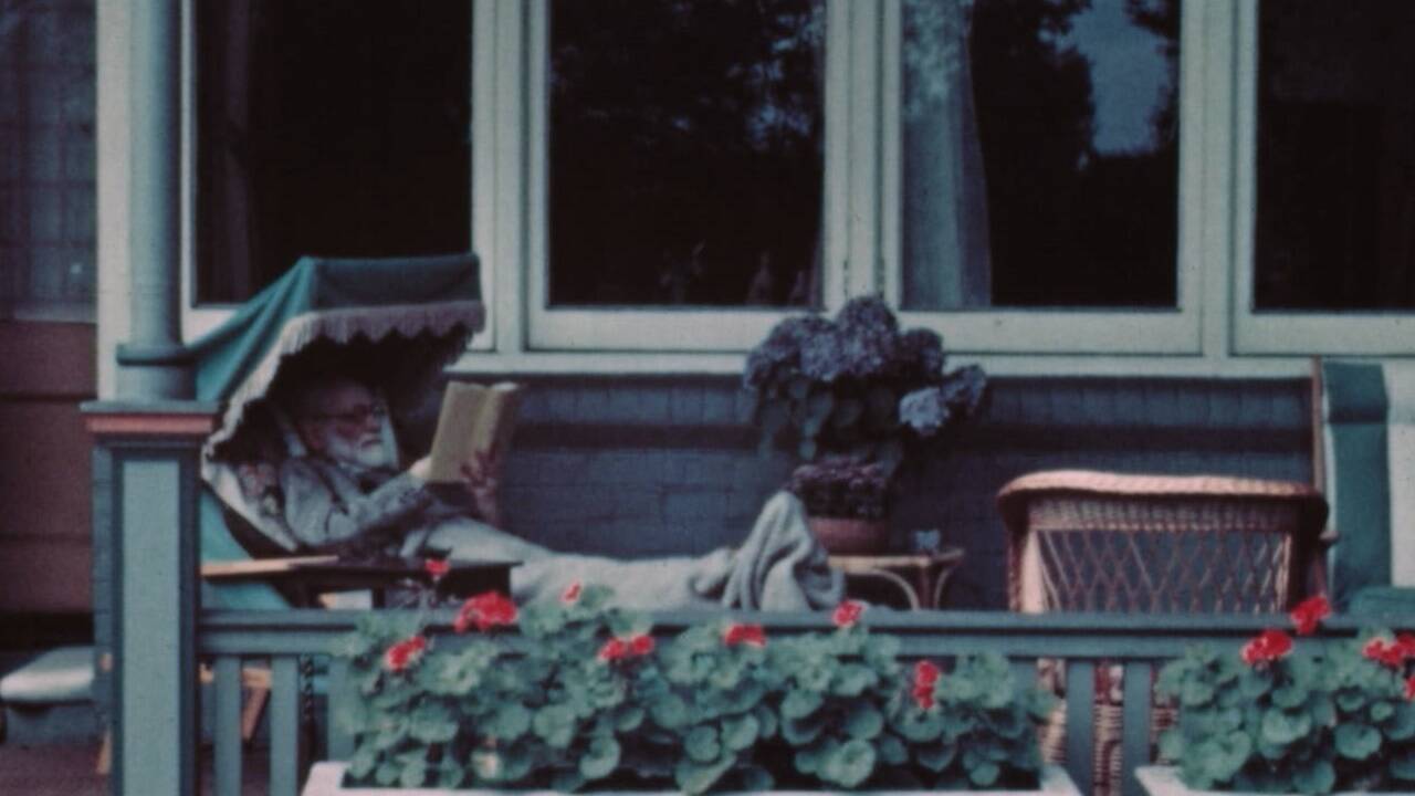 Bilder zum Film: „Sigmund Freud – Jude ohne Gott“. 