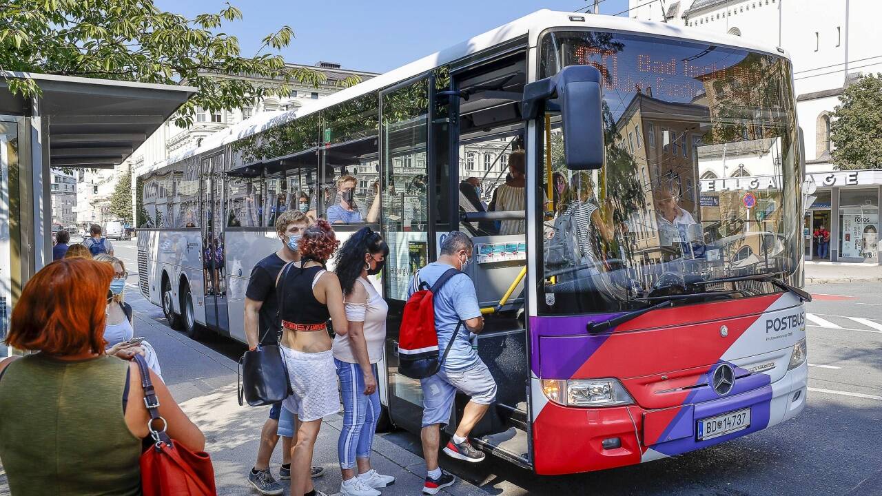 Am Mittwochnachmittag waren für Zusteiger am Mirabellplatz genügend   Plätze im Bus frei.  Am Mittwochnachmittag waren für Zusteiger am Mirabellplatz genügend   Plätze im Bus frei.