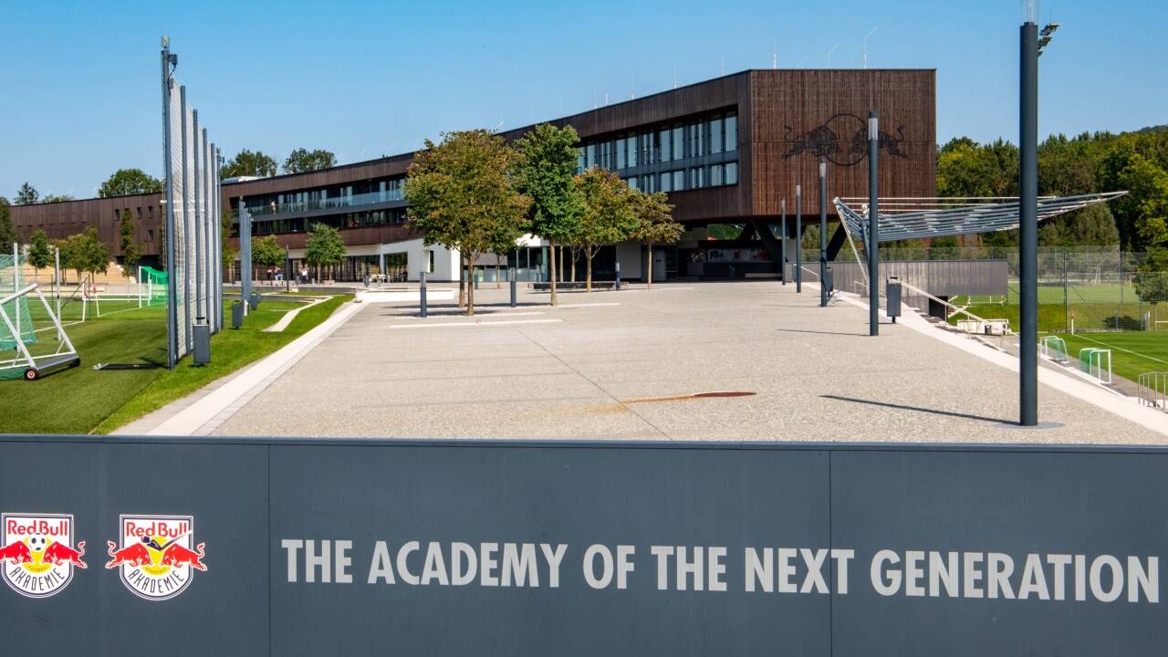 Die Red-Bull-Akademie in Liefering. 