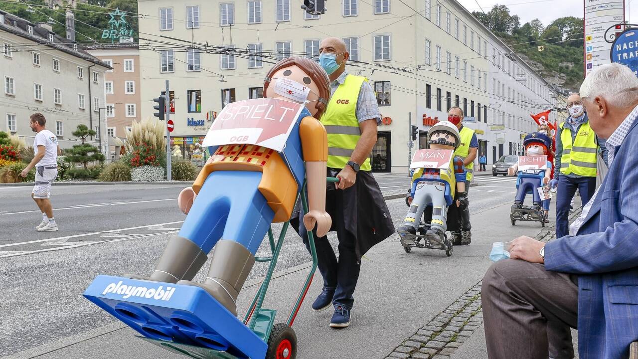 Bilder vom Aktionstag des ÖGB. Um 9 Uhr wurde gestartet. Ziel war die Staatsbrücke.  