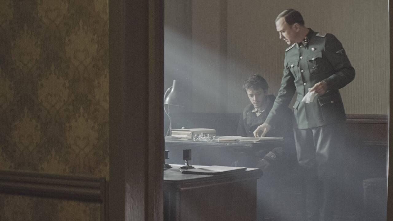 Bilder zum Film „Persischstunden“. 