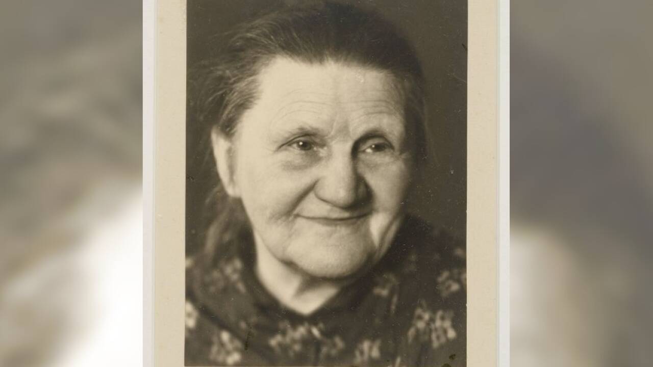 Grete Paunovic-Zahrastnik, „Die Mutter der Künstlerin“, 1930-er Jahre 
