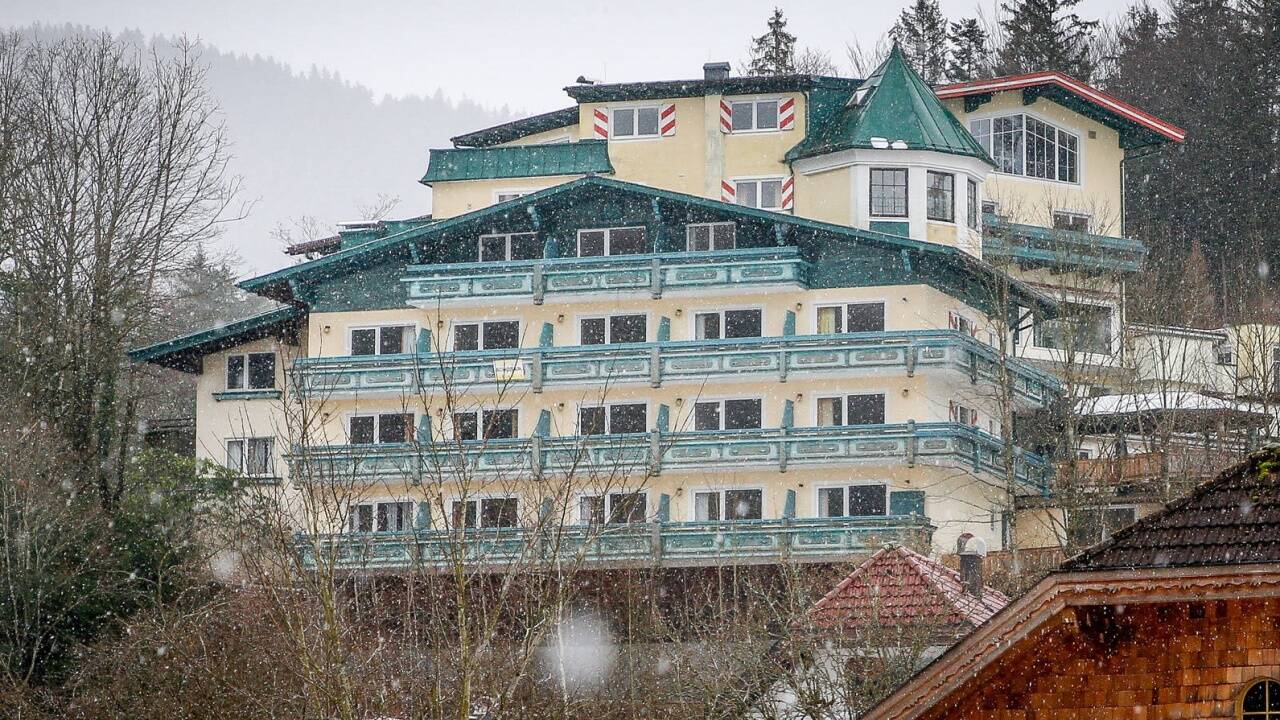 Im früheren Hubertushof, später Alparella Resort, nächtigten einst die Fußballer der Salzburger Austria als prominente Gäste. Nun soll es bald verkauft werden.  