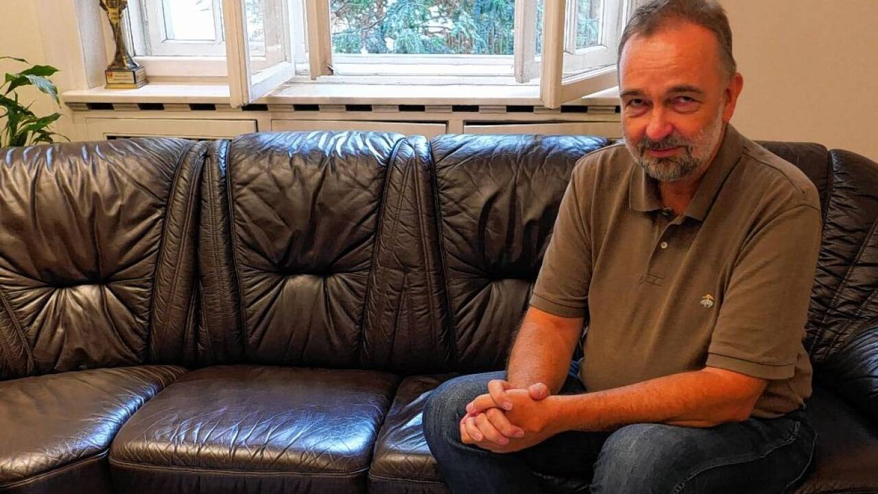 Karl Habsburg beim Gespräch im Paneuropa-Büro in Wien.  