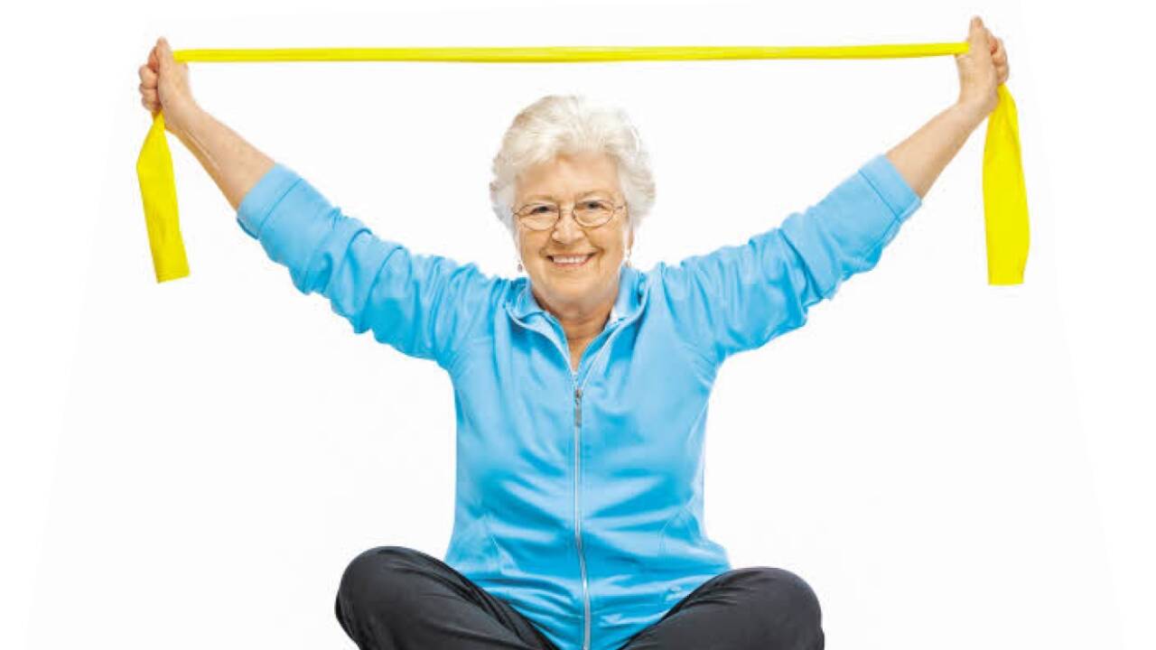 Osteoporose vorbeugen: Ausreichend Bewegung ist eines der besten Mittel. 