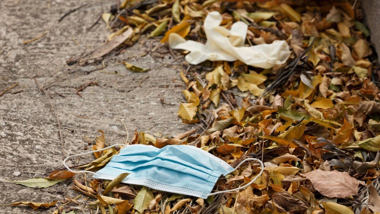 Corona im Herbst: Die Gesichtsmasken werden uns noch länger begleiten. Corona im Herbst: Die Gesichtsmasken werden uns noch länger begleiten.