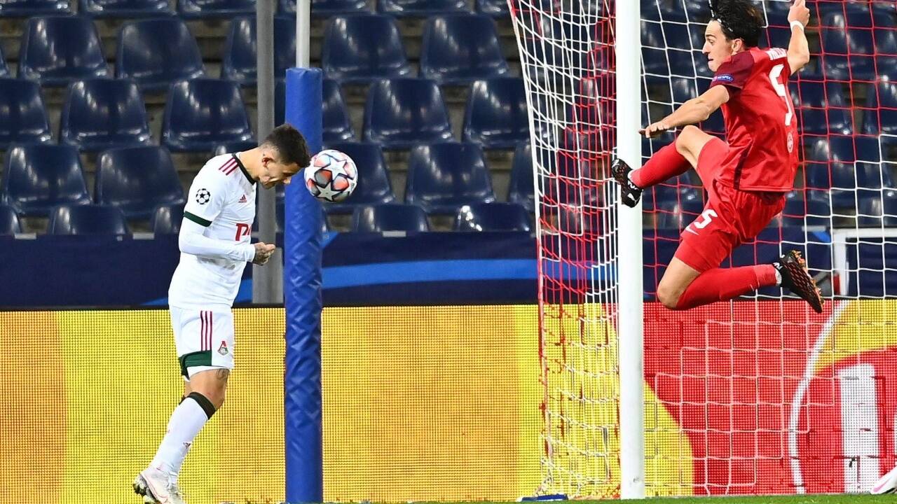 Lisakovich gleicht zum 2:2 aus.  