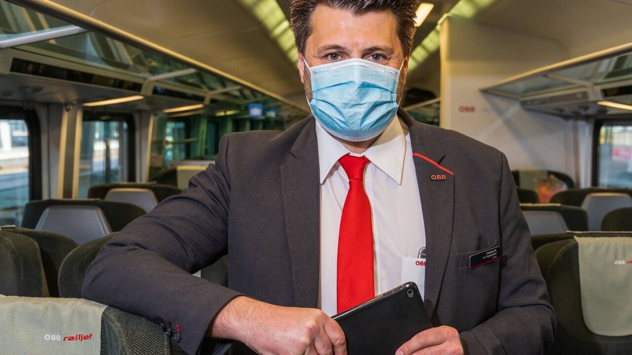 Öffis fahren während Ausgangssperre vorläufig normal weiter. Öffis fahren während Ausgangssperre vorläufig normal weiter.