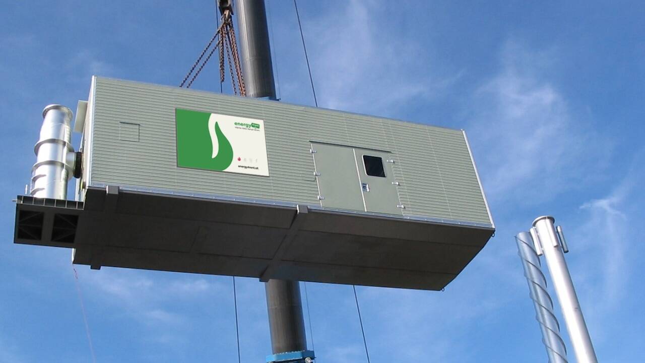 Die energy4rent GmbH ist auf das Projektgeschäft spezialisiert. Im Bild: Ein Kessel im Anflug ...  