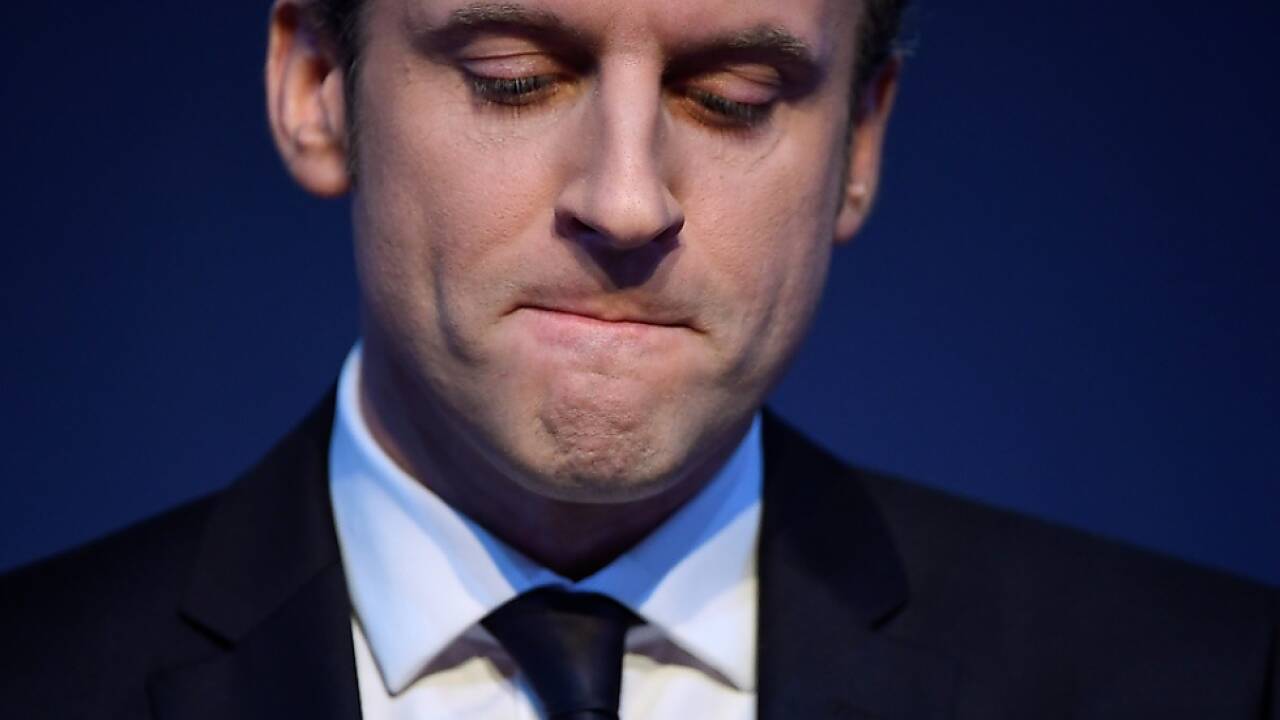 Macron drückt sein tiefes Bedauern aus 