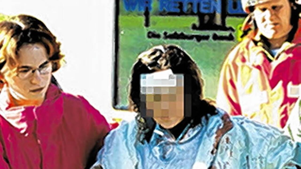 Nur 12 Menschen überlebten. 155 starben.  