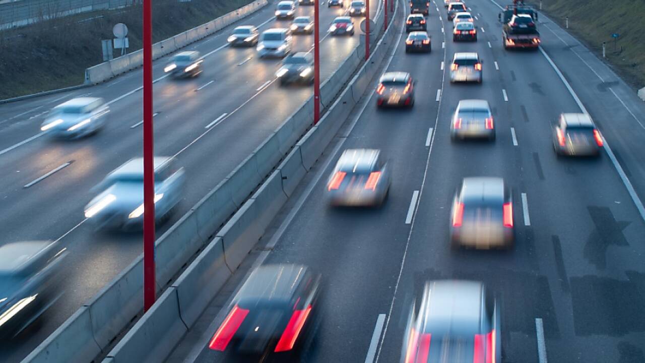 Mehr Autoverkehr durch Zersiedelung Mehr Autoverkehr durch Zersiedelung