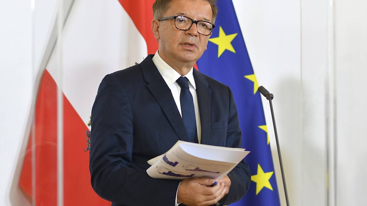 Anschober appelliert an Bevölkerung und Betreiber 