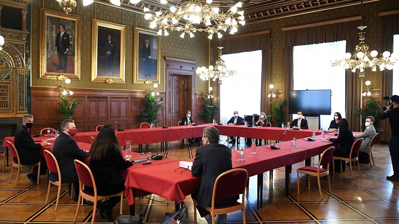 Große Verhandlungsrunde im Wiener Rathaus Große Verhandlungsrunde im Wiener Rathaus