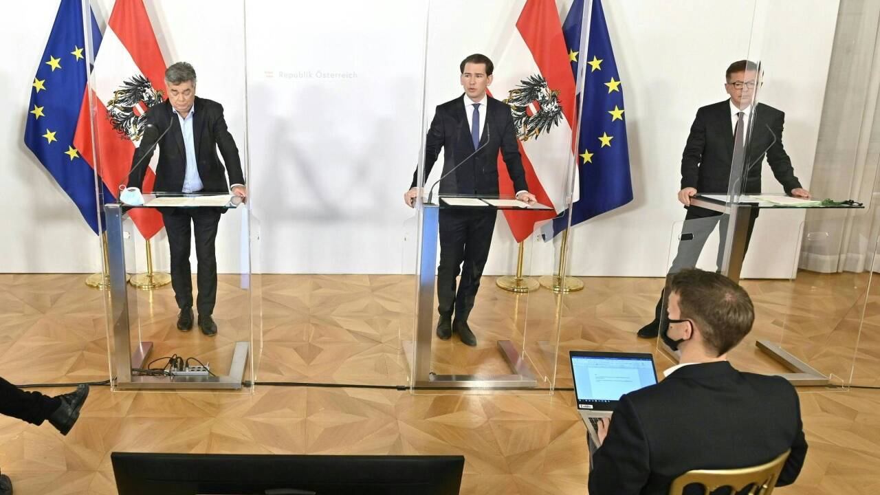 Die Bundesregierung um Sebastian Kurz verlautbarte die Maßnahmen. Die Bundesregierung um Sebastian Kurz verlautbarte die Maßnahmen.