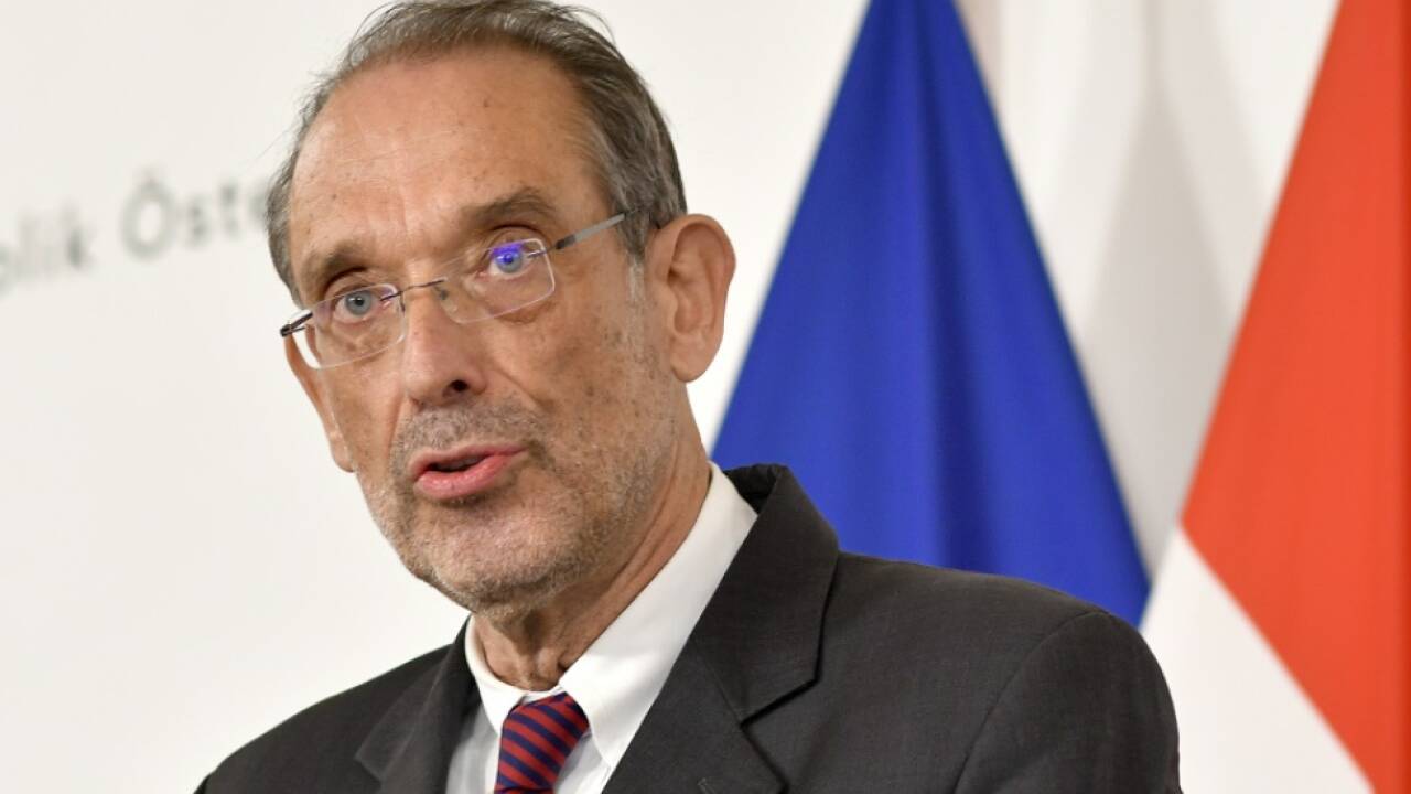 Faßmann betont, dass die Schulen nicht gänzlich schließen Faßmann betont, dass die Schulen nicht gänzlich schließen