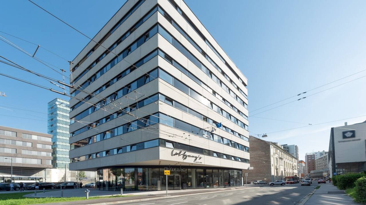Das „Wolfgang’s“-Hotel an der Fanny-von-Lehnert-Straße beim Salzburger Hauptbahnhof. 