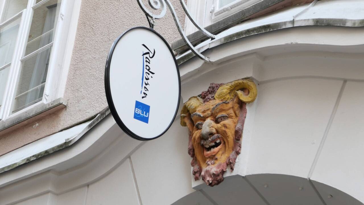 Nur wer hinaufschaut, sieht diesen wilden Kerl.  