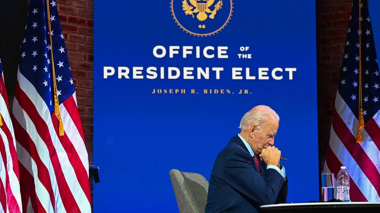 Siebzehn Tage musste Joe Biden nach der Wahl auf die Freigabe der Ressourcen für sein Übergangsteam warten. Siebzehn Tage musste Joe Biden nach der Wahl auf die Freigabe der Ressourcen für sein Übergangsteam warten.