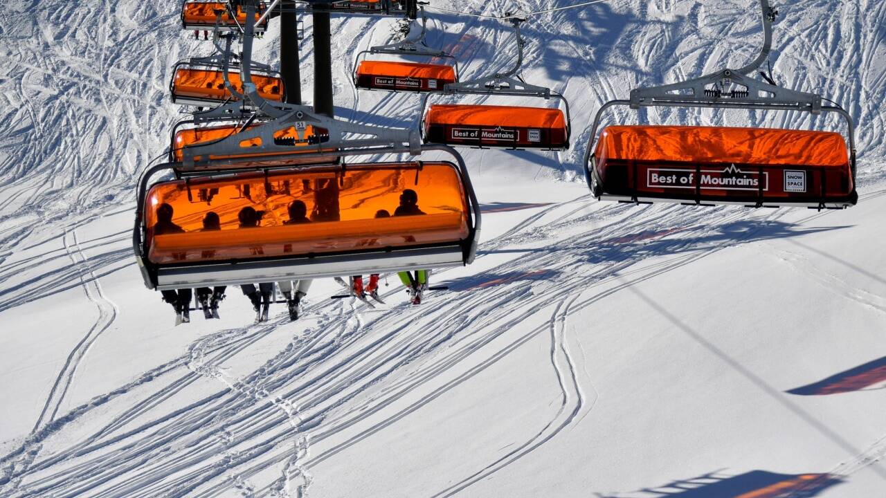 Debatte über das Skifahren im Coronawinter.  