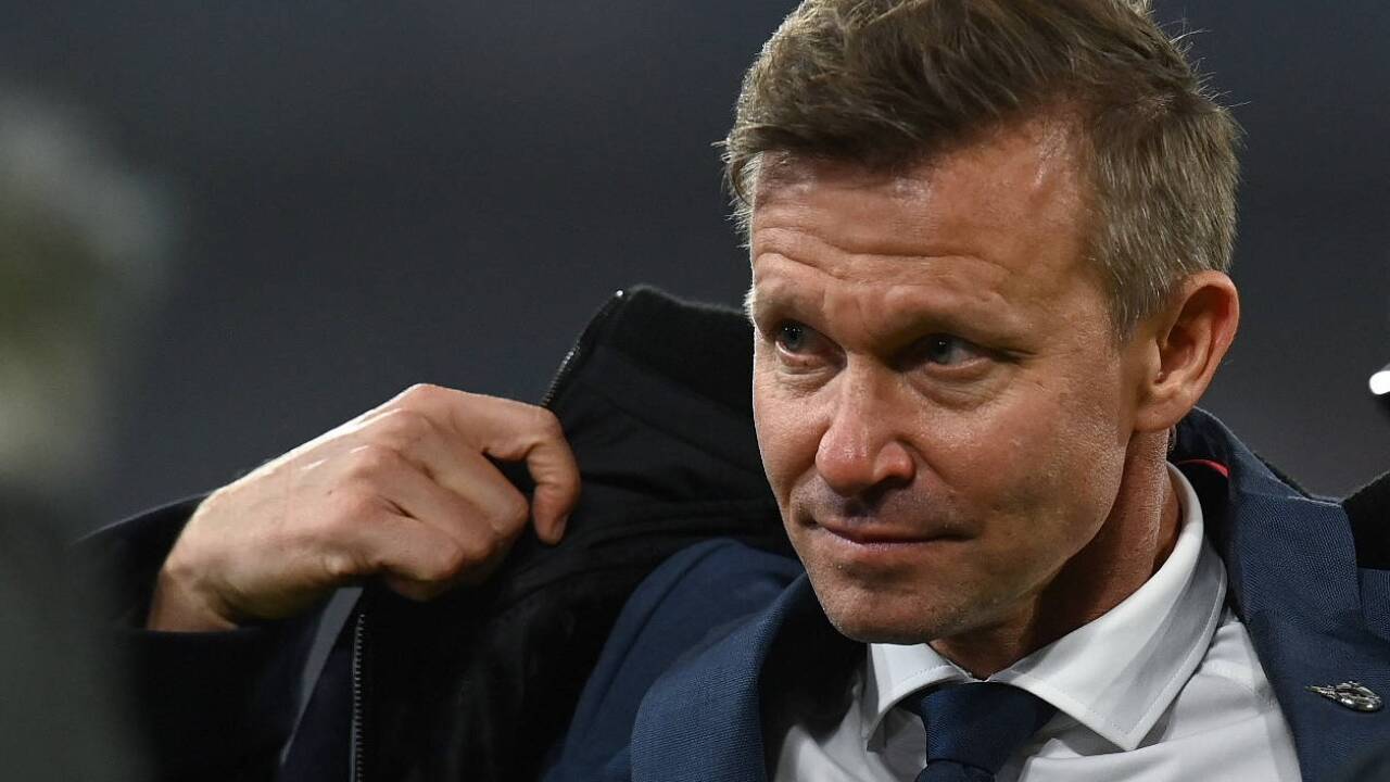 Jesse Marsch stellt sich vor seine Mannschaft. 