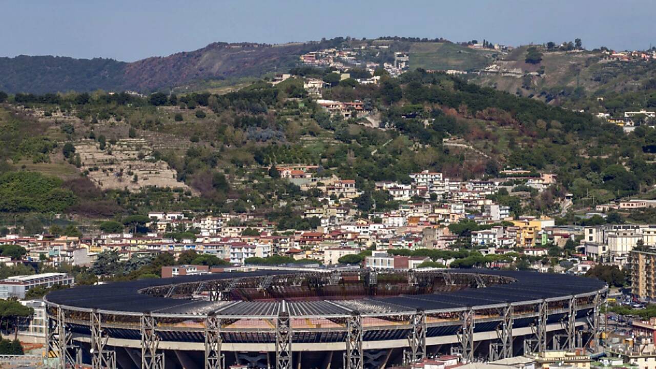 Diese Arena hei§t ab sofort 'Stadio Diego Armando Maradona' 