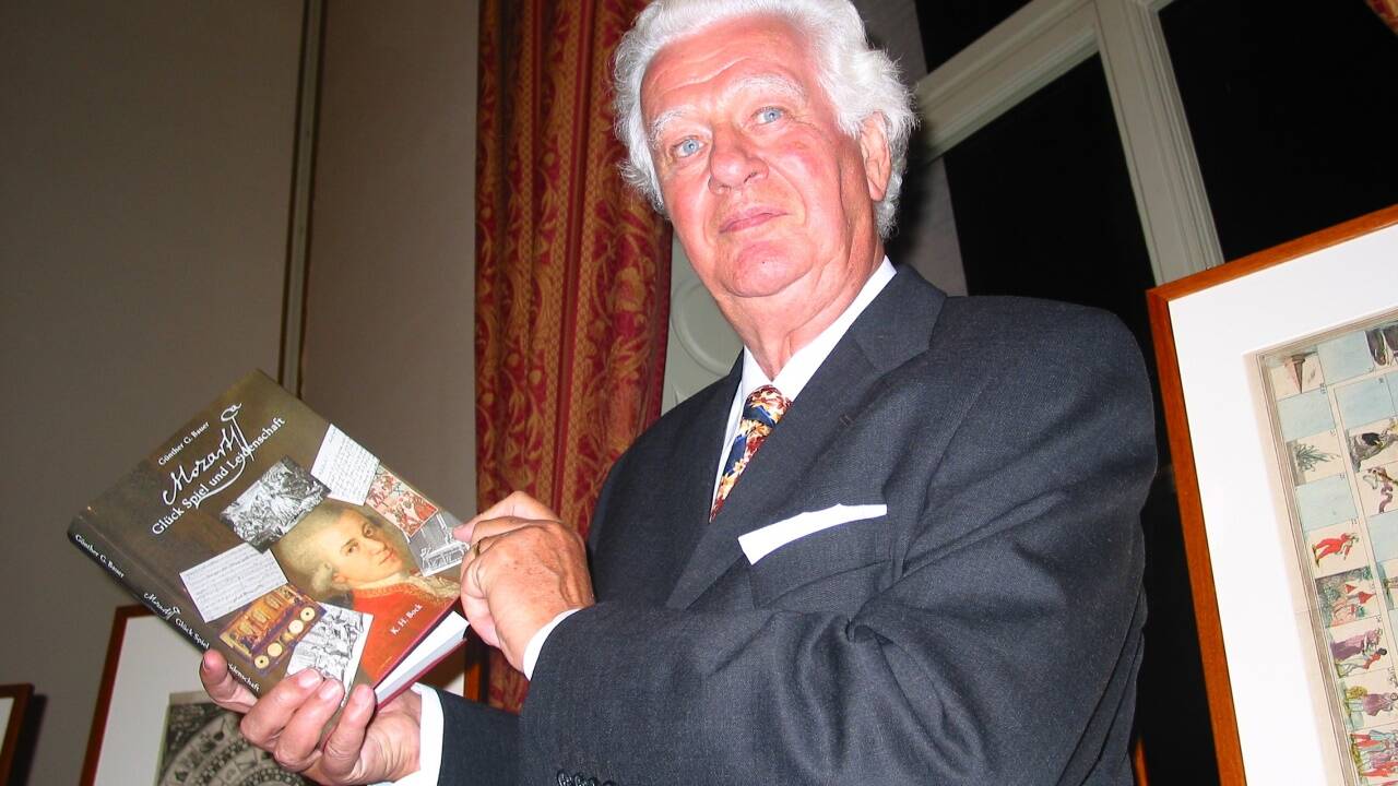Günther G. Bauer räumte in seinen Büchern mit Mozart-Mythen auf.  