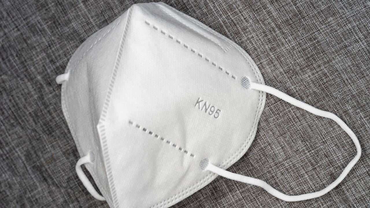 Eine FFP2-Maske mit der Aufschrift „KN95“ hat zwar nicht europäische Prüfungen durchlaufen, aber jene anderer Länder - wie in diesem Fall China. Eine FFP2-Maske mit der Aufschrift „KN95“ hat zwar nicht europäische Prüfungen durchlaufen, aber jene anderer Länder - wie in diesem Fall China.