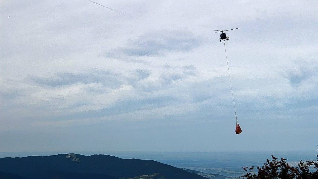 "Superbatterie": Zeppezauerhaus setzt sich selbst unter Strom