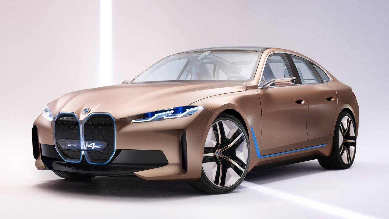 Der vollelektrische BMW i4 soll die bayerische Marke weiter pushen.  