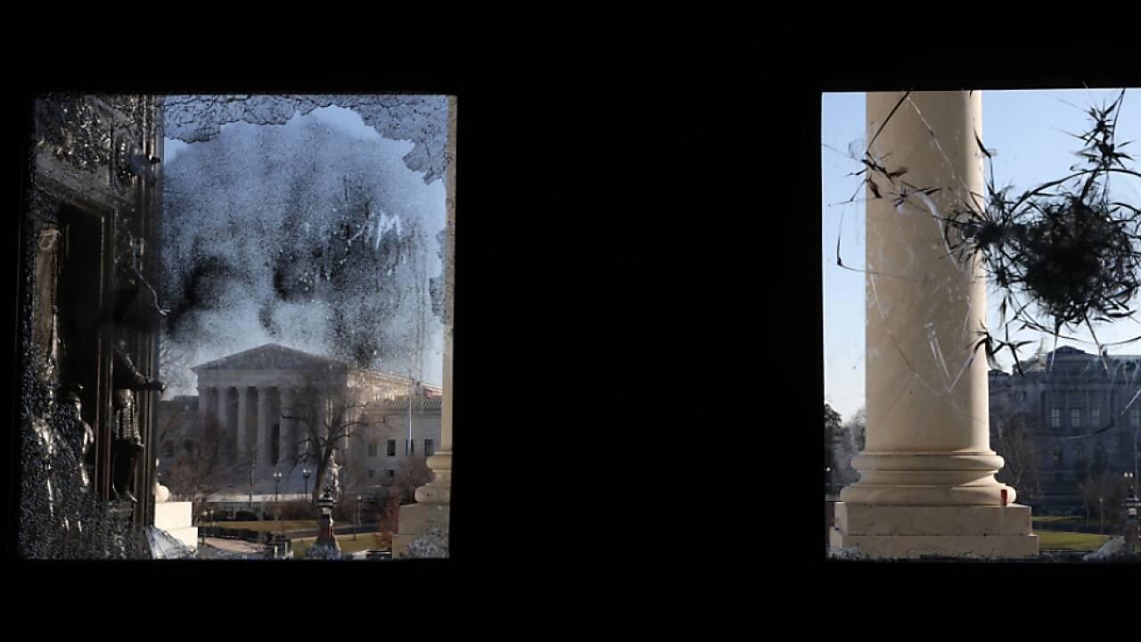 Am Kapitol sind Spuren der Verwüstungen geblieben Am Kapitol sind Spuren der Verwüstungen geblieben