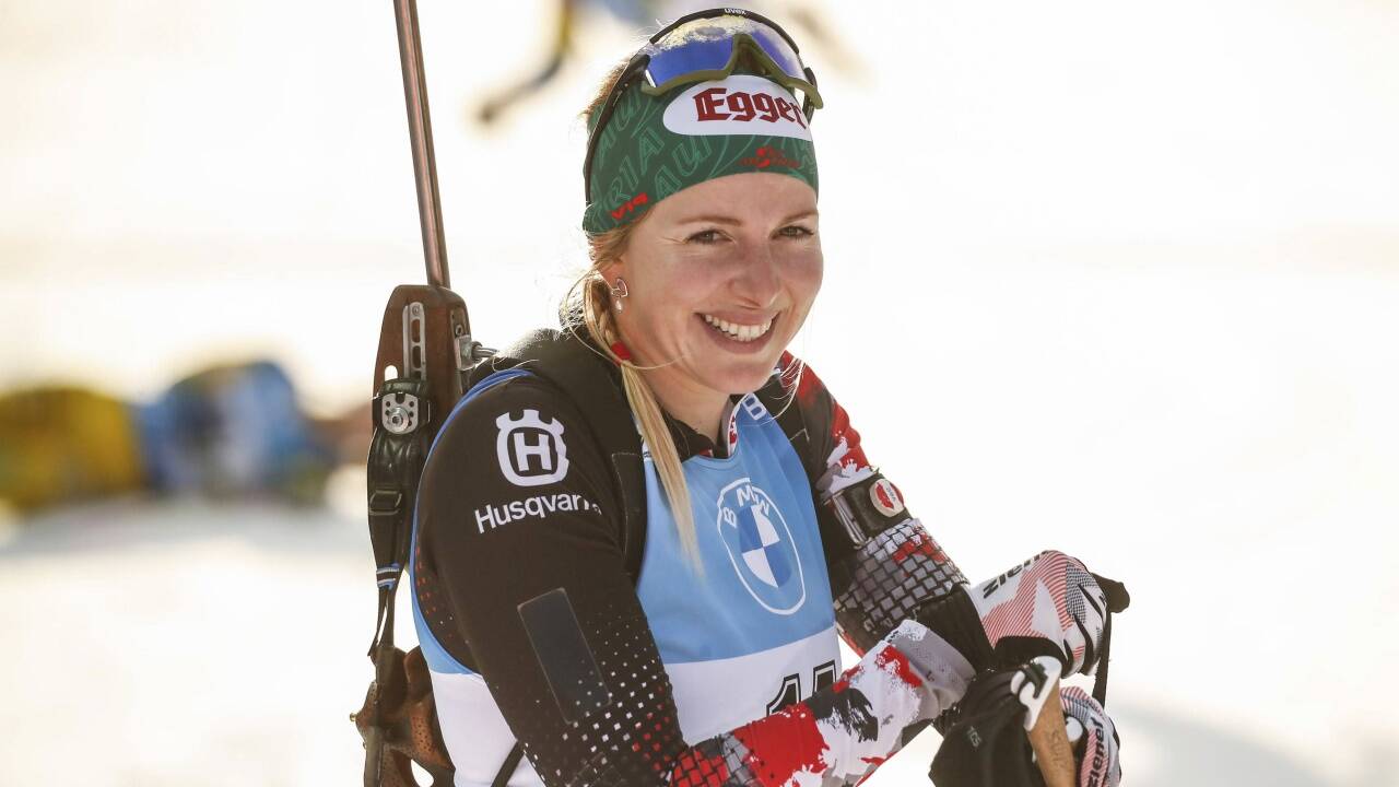 Lisa Hauser jubelt über ihre ersten Stockerlplätze.  