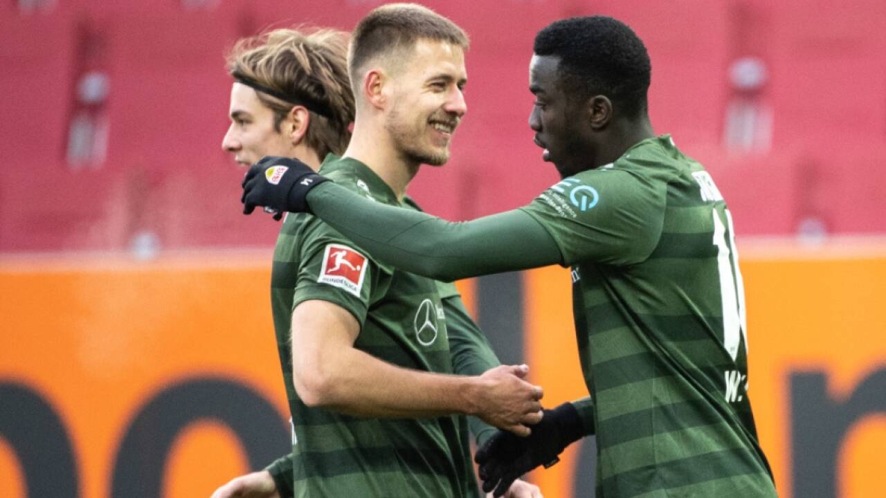 Stuttgart feiert 4:1-Sieg in Augsburg 