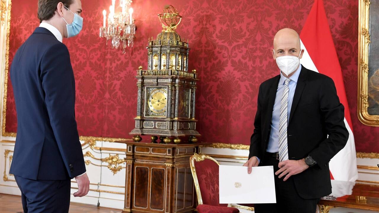 Martin Kocher ist am Montag in der Hofburg von Bundespräsident Alexander Van der Bellen als neuer Arbeitsminister angelobt worden. 