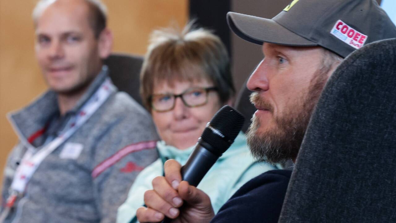 Die Skilegenden Hermann Maier, Annemarie Moser und Michael Walchhofer beim Pressegespräch in Flachau. 