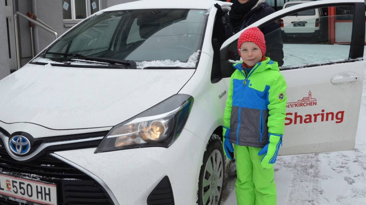 Doris Kammerer und ihr Sohn Paul (7) nutzen die Seekirchner Carsharing-Autos in erster Linie für Ausflüge am Wochenende. Doris Kammerer und ihr Sohn Paul (7) nutzen die Seekirchner Carsharing-Autos in erster Linie für Ausflüge am Wochenende.