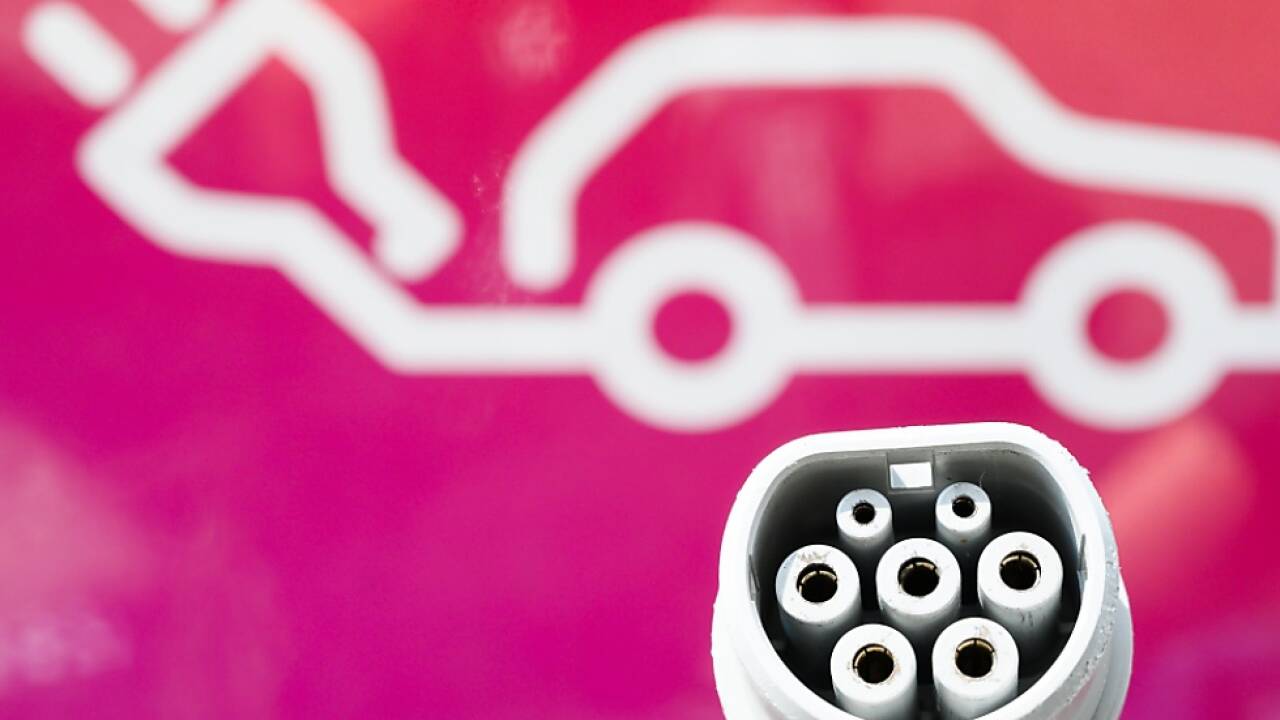 E-Autos: 'Right to plug' für Wohnungseigentümer geplant 