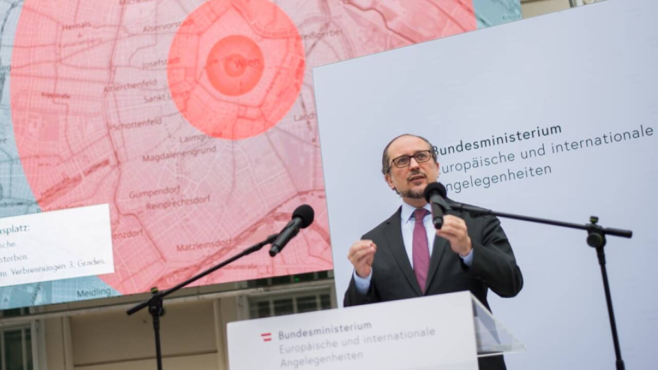 Außenminister Schallenberg feiert Atomwaffenverbotsvertrag 