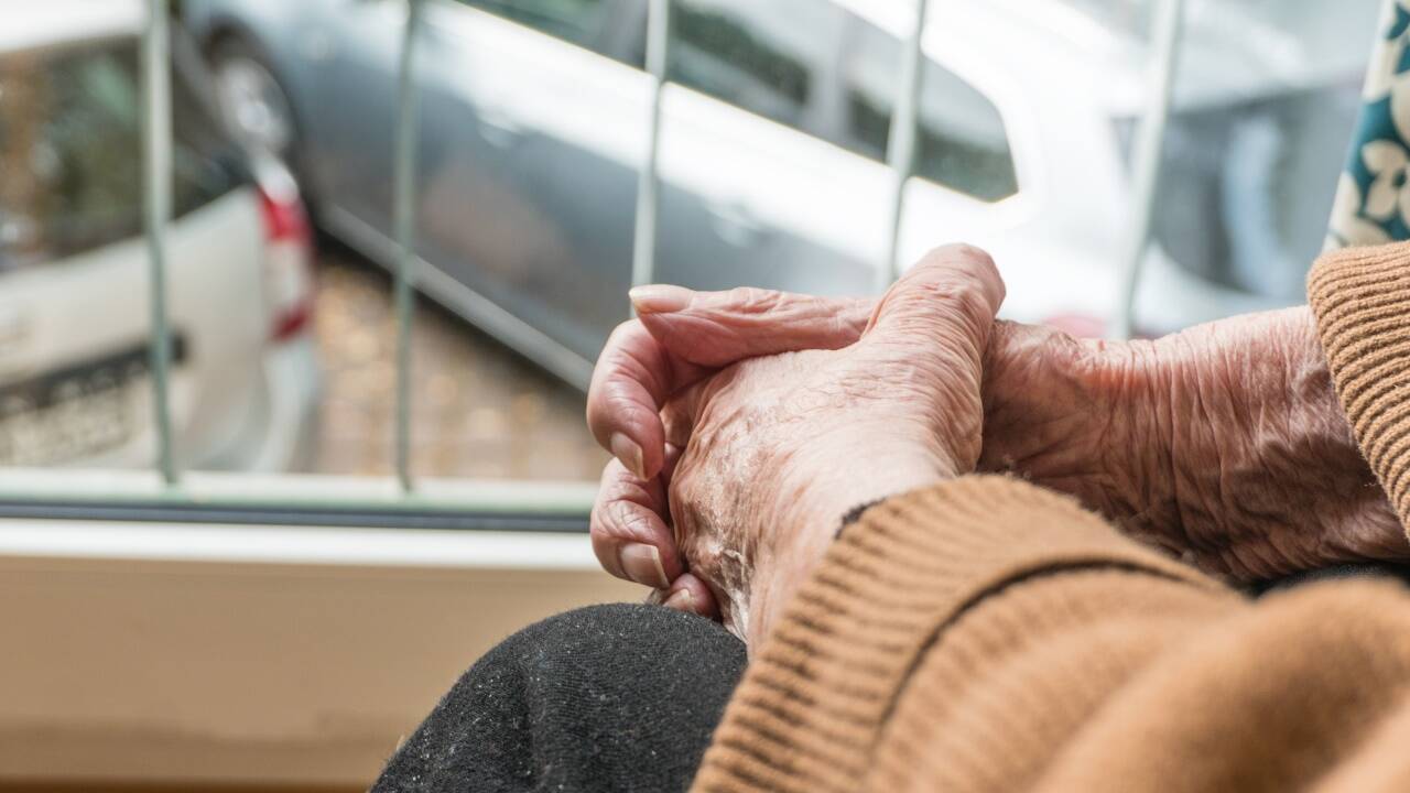Soll man hochbetagten, gebrechlichen Menschen eine Impfung empfehlen oder nicht? Soll man hochbetagten, gebrechlichen Menschen eine Impfung empfehlen oder nicht?