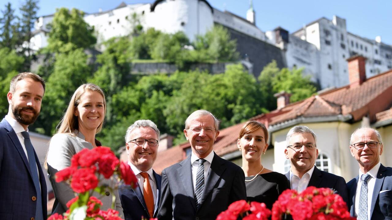 Die Landesregierung – hier bei ihrem Antritt im Juni 2018 – bekommt ein neues Gesicht in ihren Reihen.  