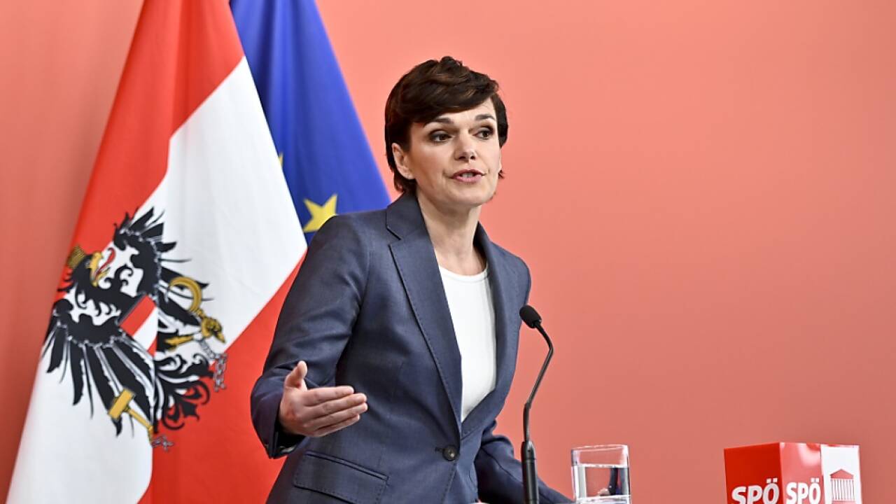 SPÖ-Vorsitzende Rendi-Wagner hält Öffnungen für 'éin goßes Risiko' 